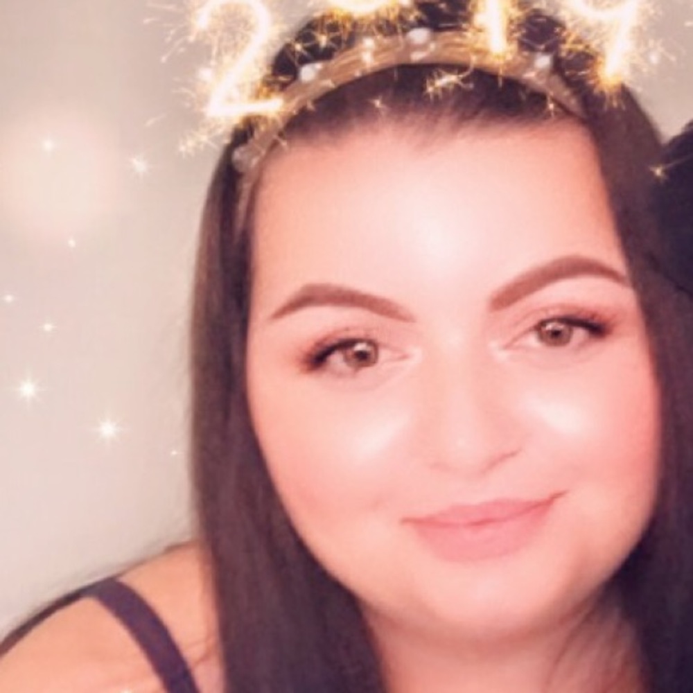 Meet your Posher, Christina